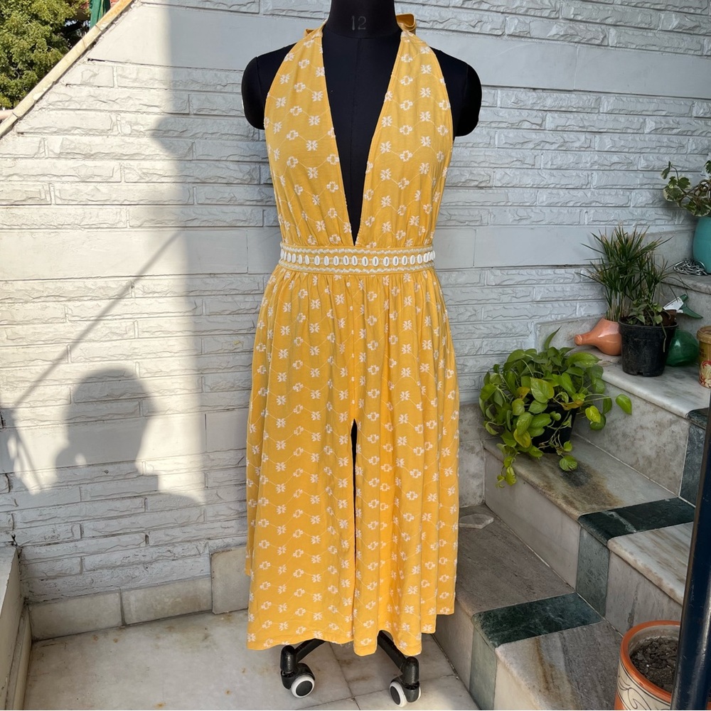 SOLD ❌ NWOT Yellow Plunge Halter Neck, Backless Dress with middle split - Picture 1 of 9